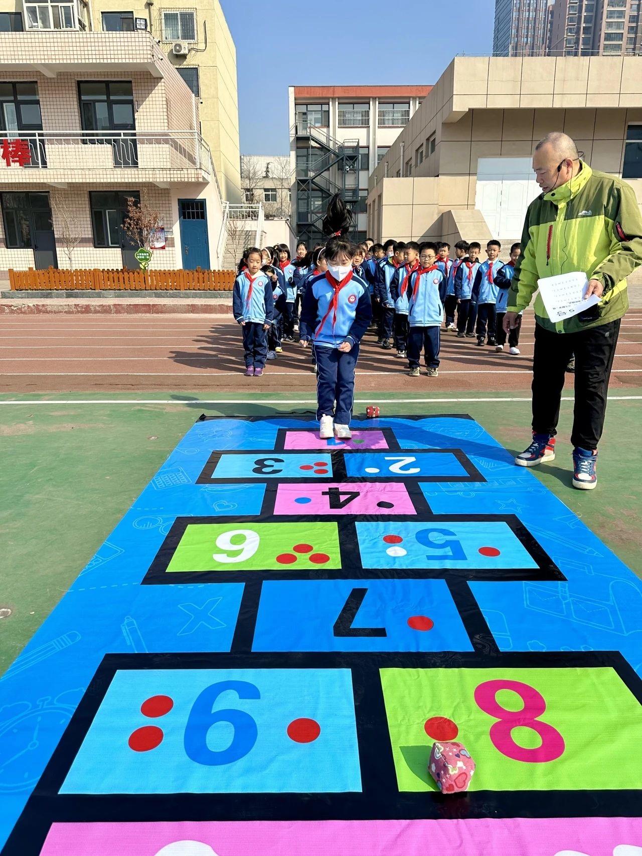 路南实小数学嘉年华拉开序幕