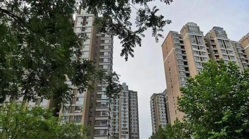 滦州首个“交房即交证”住宅小区项目交付