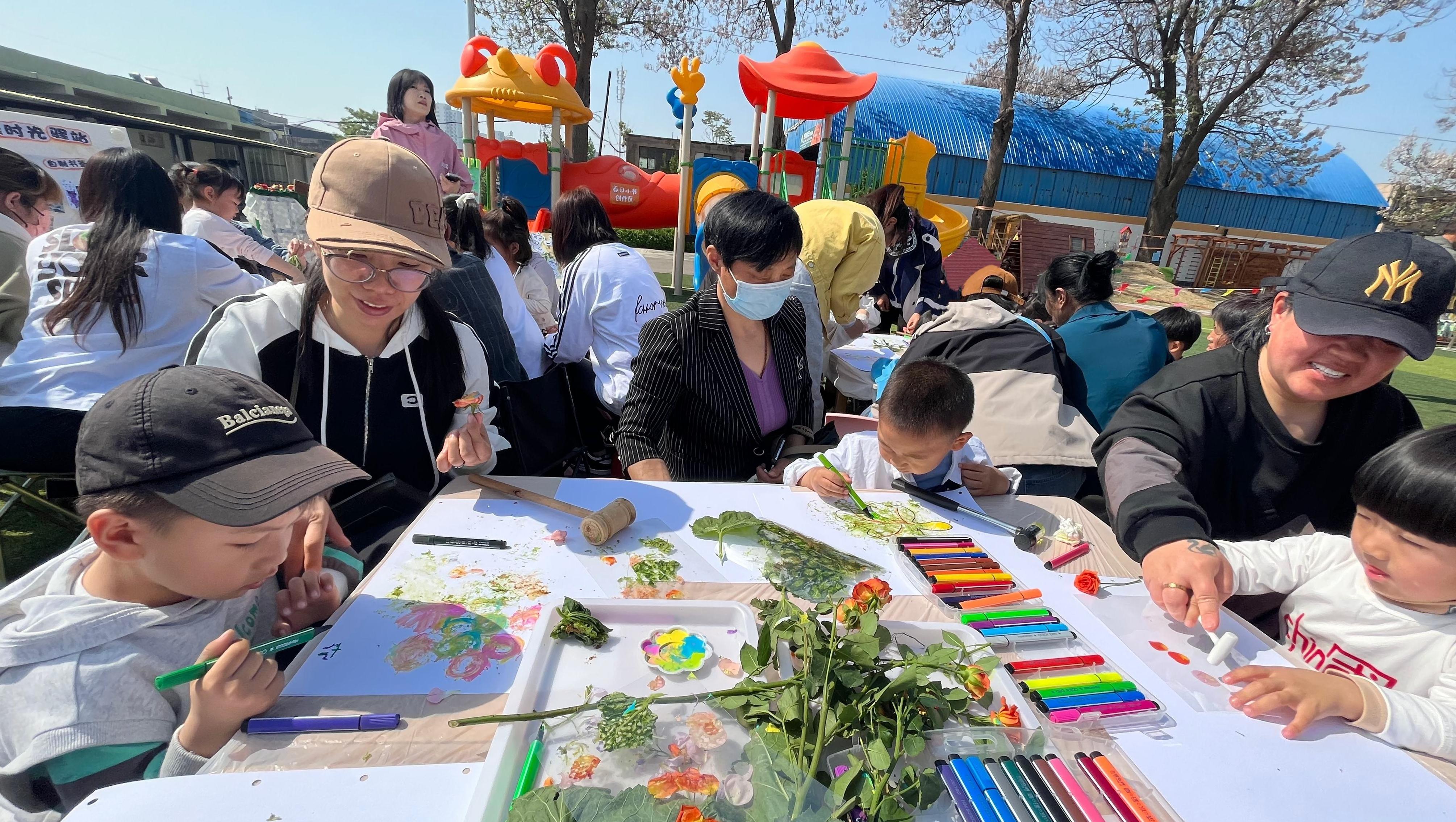 唐山市第三幼儿园：春日读书嘉年华 书香与童趣共舞