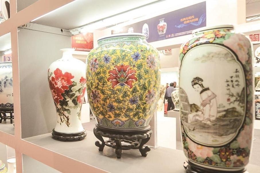 “五色华章——民国潮州·唐山彩瓷展”在唐山博物馆启幕