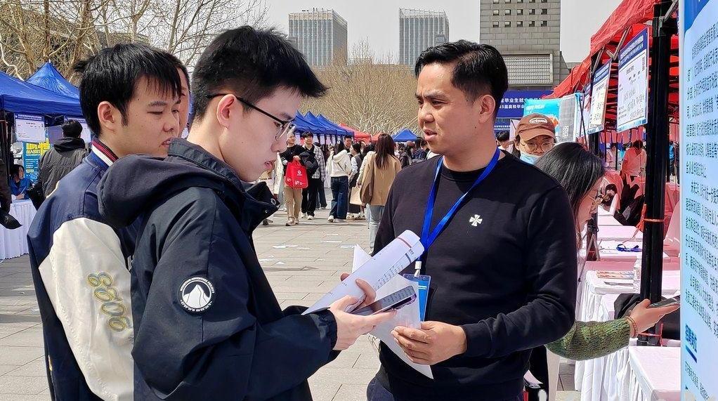 可享最高30万元创业担保贷款！河北为高校毕业生送上“就业大礼包”