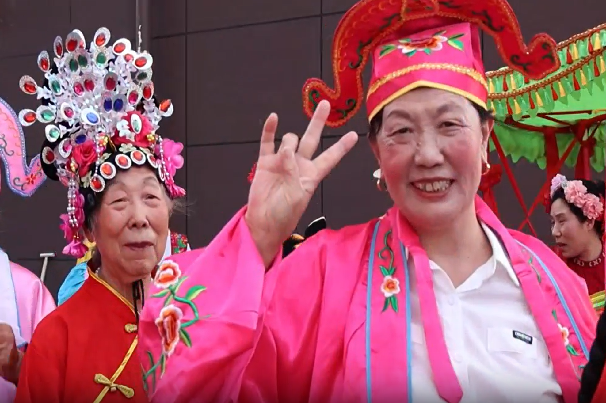 养老机构里的消夏晚会 助力老年人乐享健康晚年