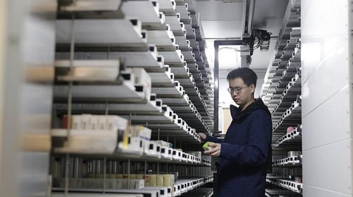 机器人“调配药师”上岗，应用场景“上新”