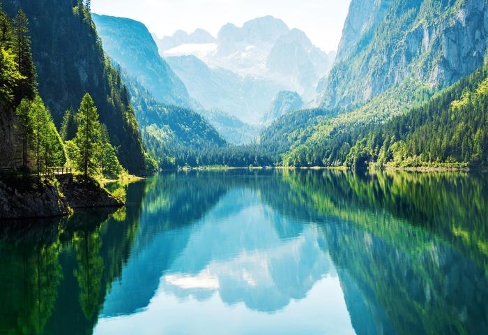 《湖光山色》摄影:李昊天.jpg 《湖光山色》摄影:李昊天.jpg