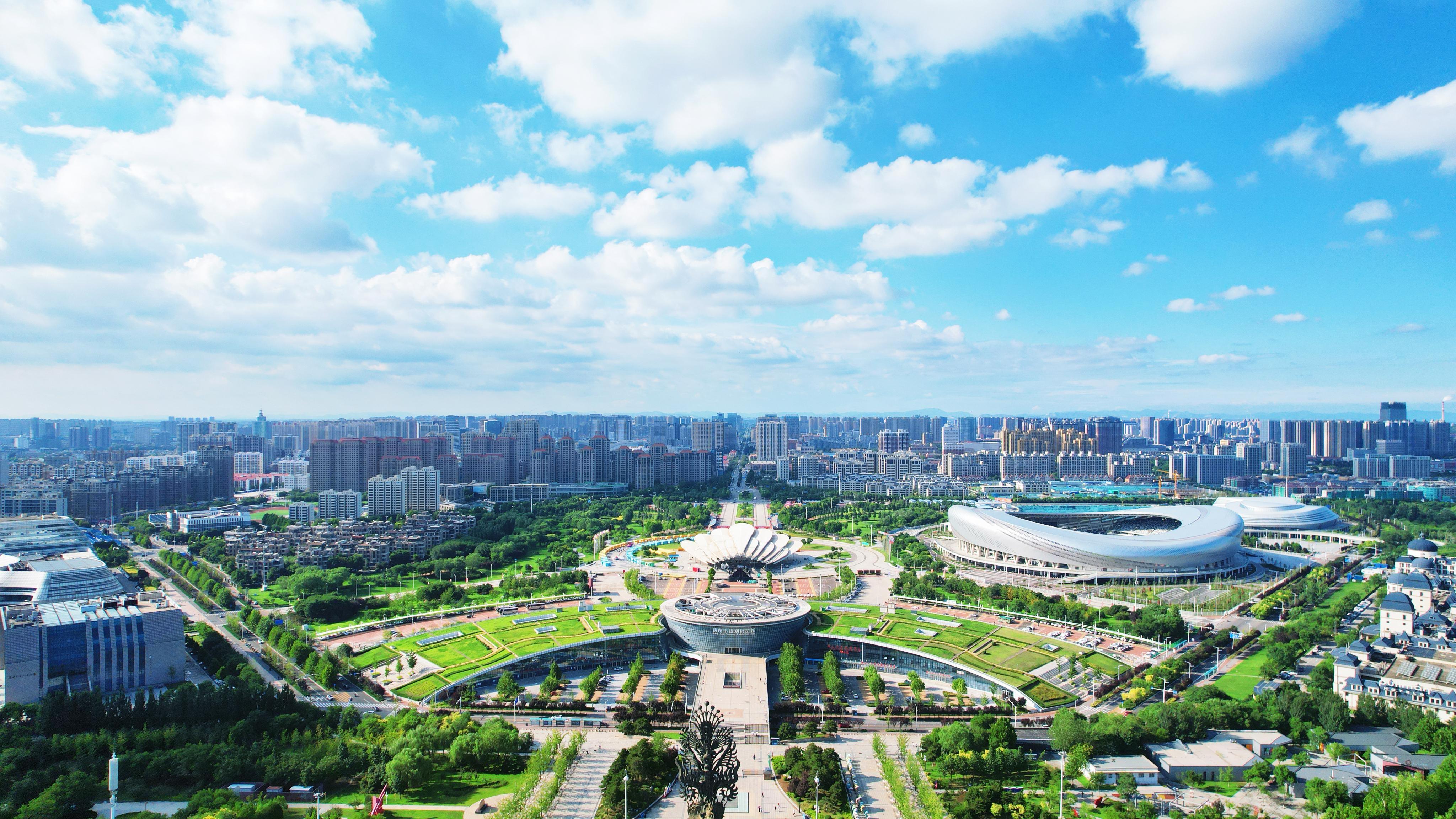 唐山广大干部群众认真学习贯彻市两会精神