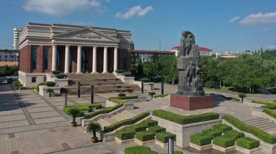 开滦国家矿山公园春节开放时间→