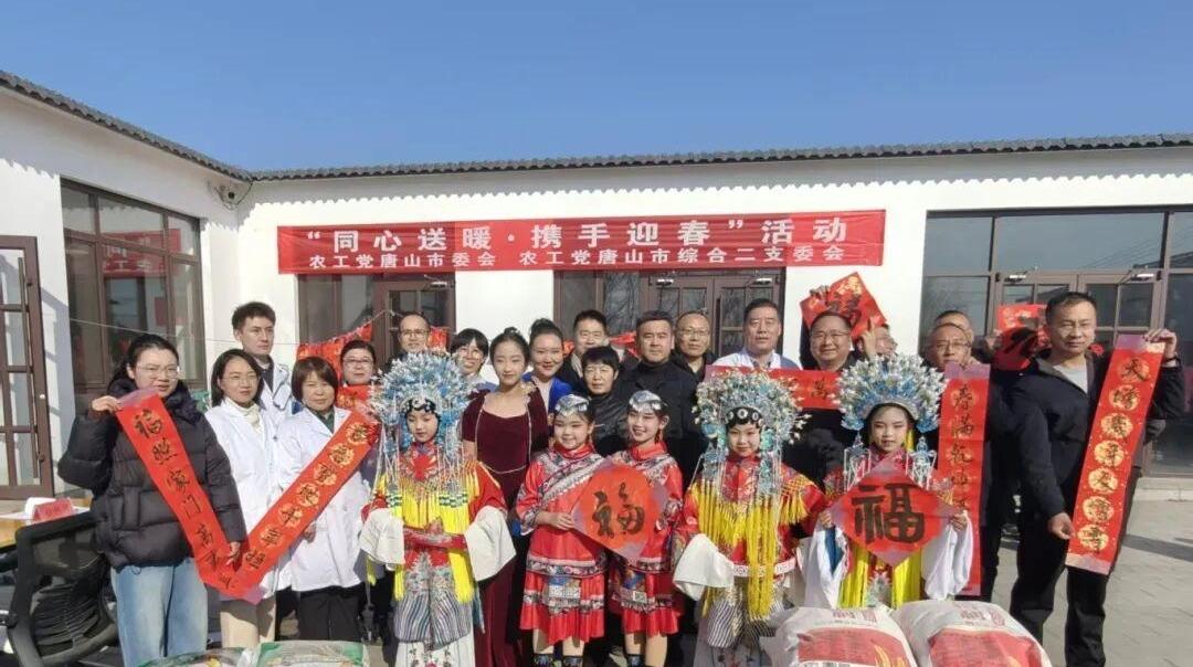 麻湾门口唱大戏