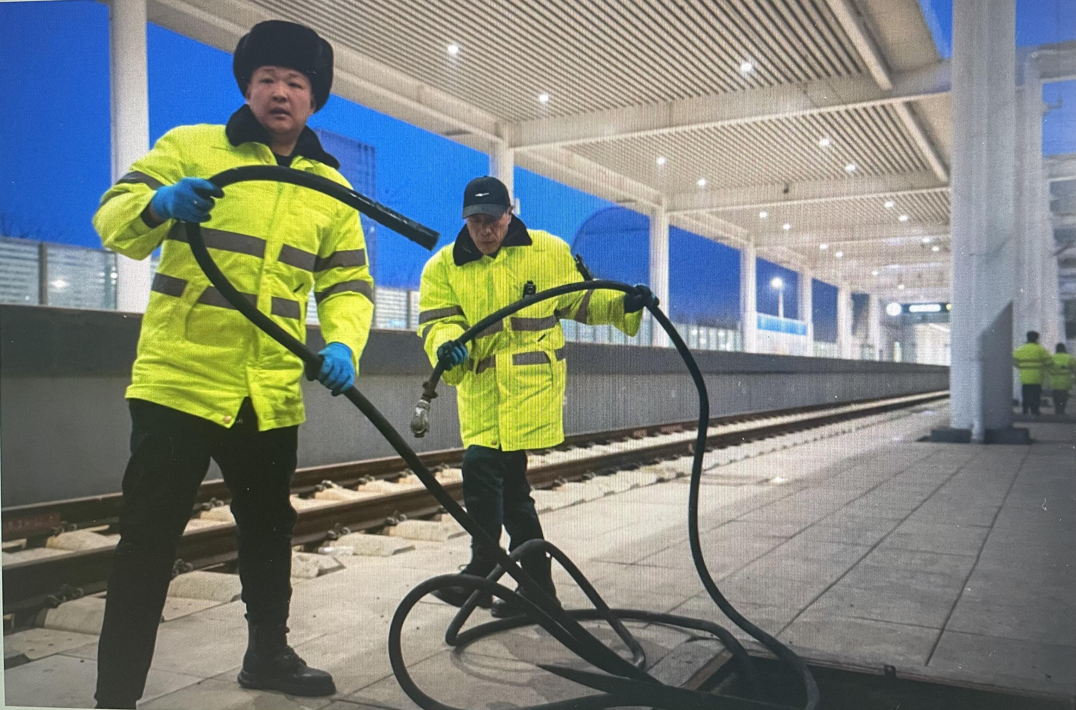 冰点下的守望，暖途上的护航