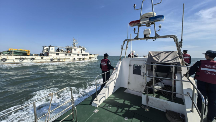 唐山海警局深入开展春季渔场秩序整治暨海洋石油勘探开发执法行动