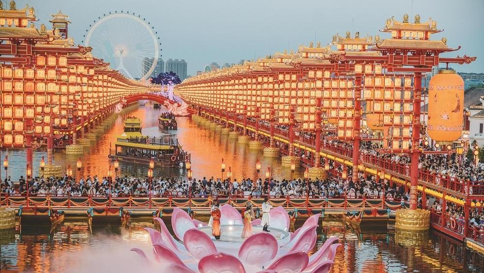 一条老街激活一座城