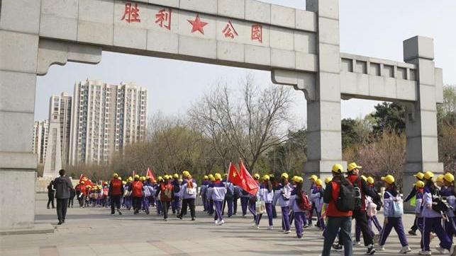 遵化：追寻红色足迹 砥砺少年初心