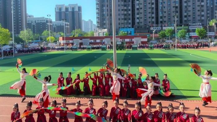 美域第一小学举行春季运动会