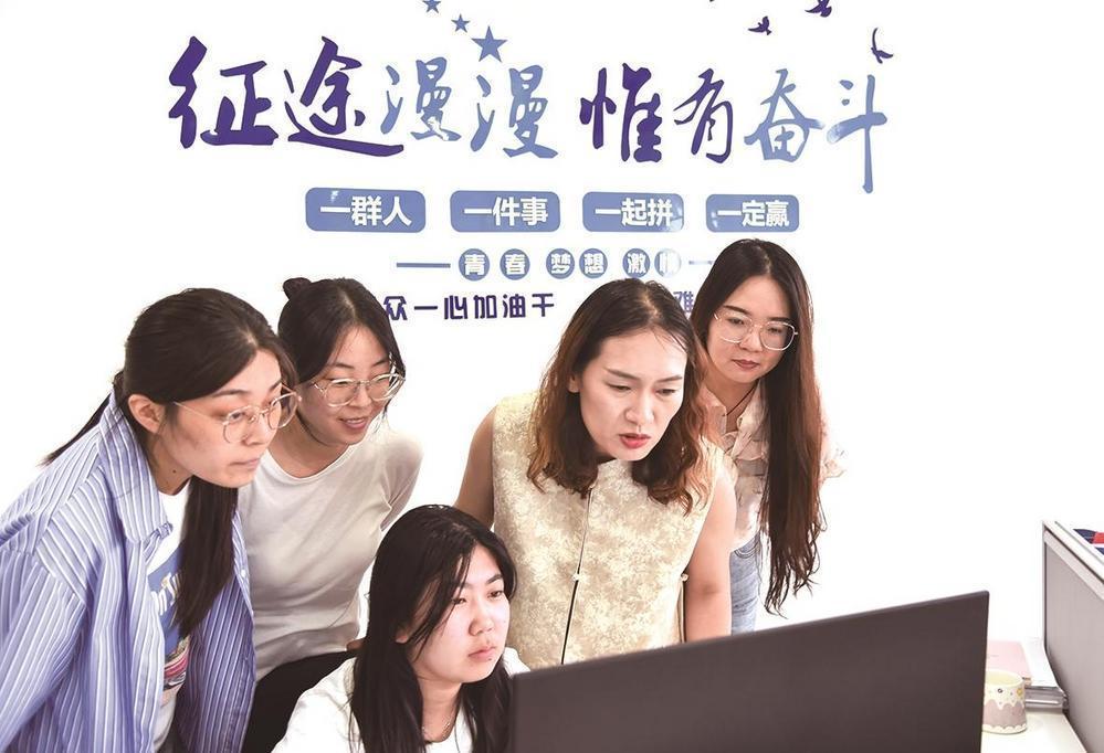 丰润“一品一播”赋能装备制造新赛道