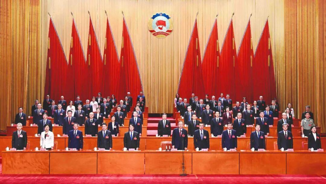 唐山市政协十四届一次会议闭幕