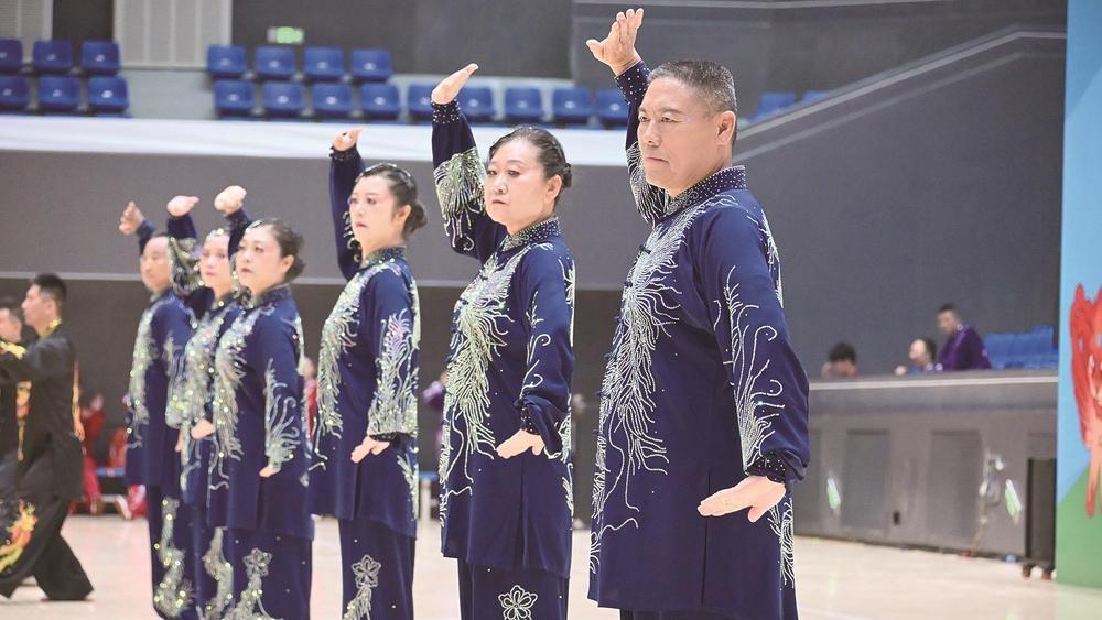 省运会群众体育组气排球、健身气功、定向比赛开赛