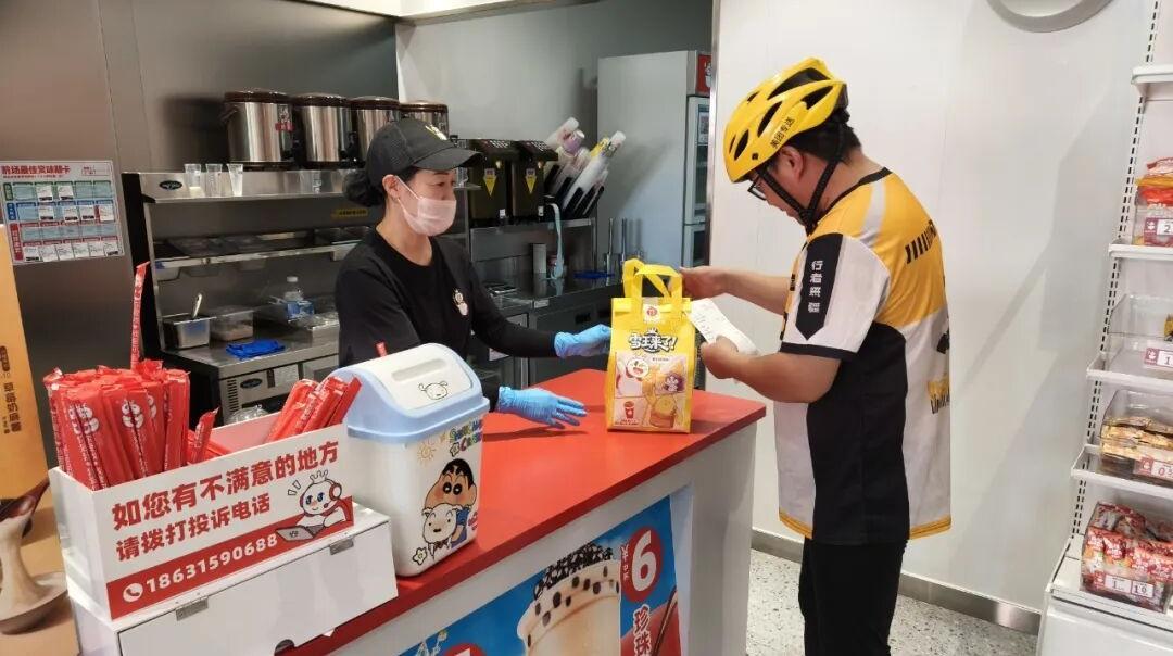 “骑手哨兵”守护网络餐饮安全